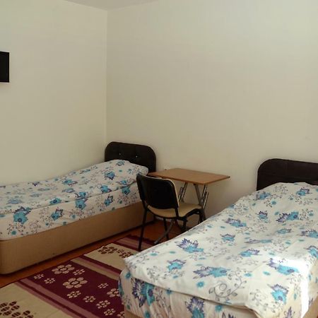 Vatan Yurt Hostel 伊斯坦布尔 外观 照片