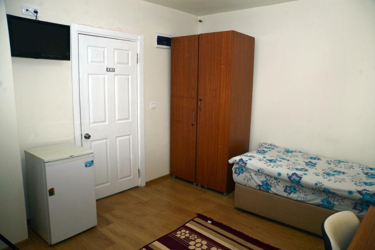 Vatan Yurt Hostel 伊斯坦布尔 外观 照片