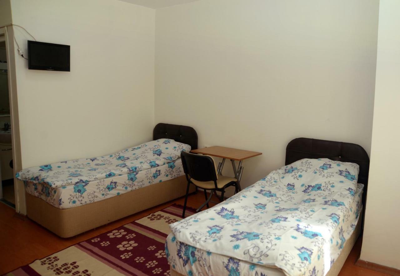 Vatan Yurt Hostel 伊斯坦布尔 外观 照片