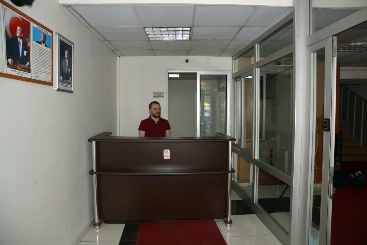 Vatan Yurt Hostel 伊斯坦布尔 外观 照片